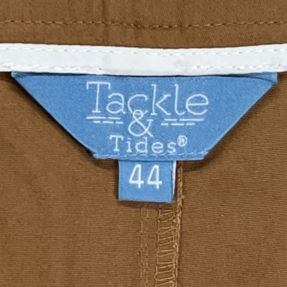 Tackle & Tides Men’s Shorts 44 All Over Football Print Brown Excellent Condition - Picture 5 of 9